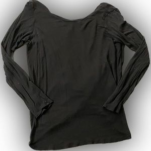 Express Open/Twisted Back Long Sleeve Shirt / Color: Black / Size: L